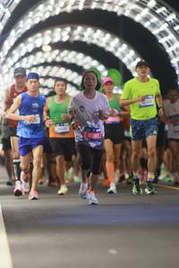 BIB: 45165, 42434
                            <button type="button" onclick="openModal(20229551)" class="btn btn-primary btn-sm float-right btn-popup" data-toggle="modal" data-target=".modal-high-quality">
                        <i class="fas fa-shopping-cart"></i> Add to Cart
                    </button>
                                            <button type="button" onclick="isThisMe(20229551, true)" class="btn btn-success btn-sm float-right btn-popup btn-isme hidden" data-toggle="tooltip" data-placement="bottom" title="นี่คือรูปของคุณใช่ไหม คลิกที่นี่เพื่อเอาเข้าอัลบั้ม">
                        <i class="fas fa-plus"></i> Add to album
                    </button>
                    <button type="button" onclick="isThisMe(20229551, false)" class="btn btn-warning btn-sm float-right btn-popup btn-isnotme hidden">
                        <i class="fas fa-ban"></i> Remove from album
                    </button>